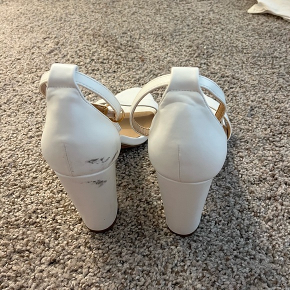 2 FOR $15 SALE!! *ADD TO BUNDLE* White High Heels - Picture 4 of 4